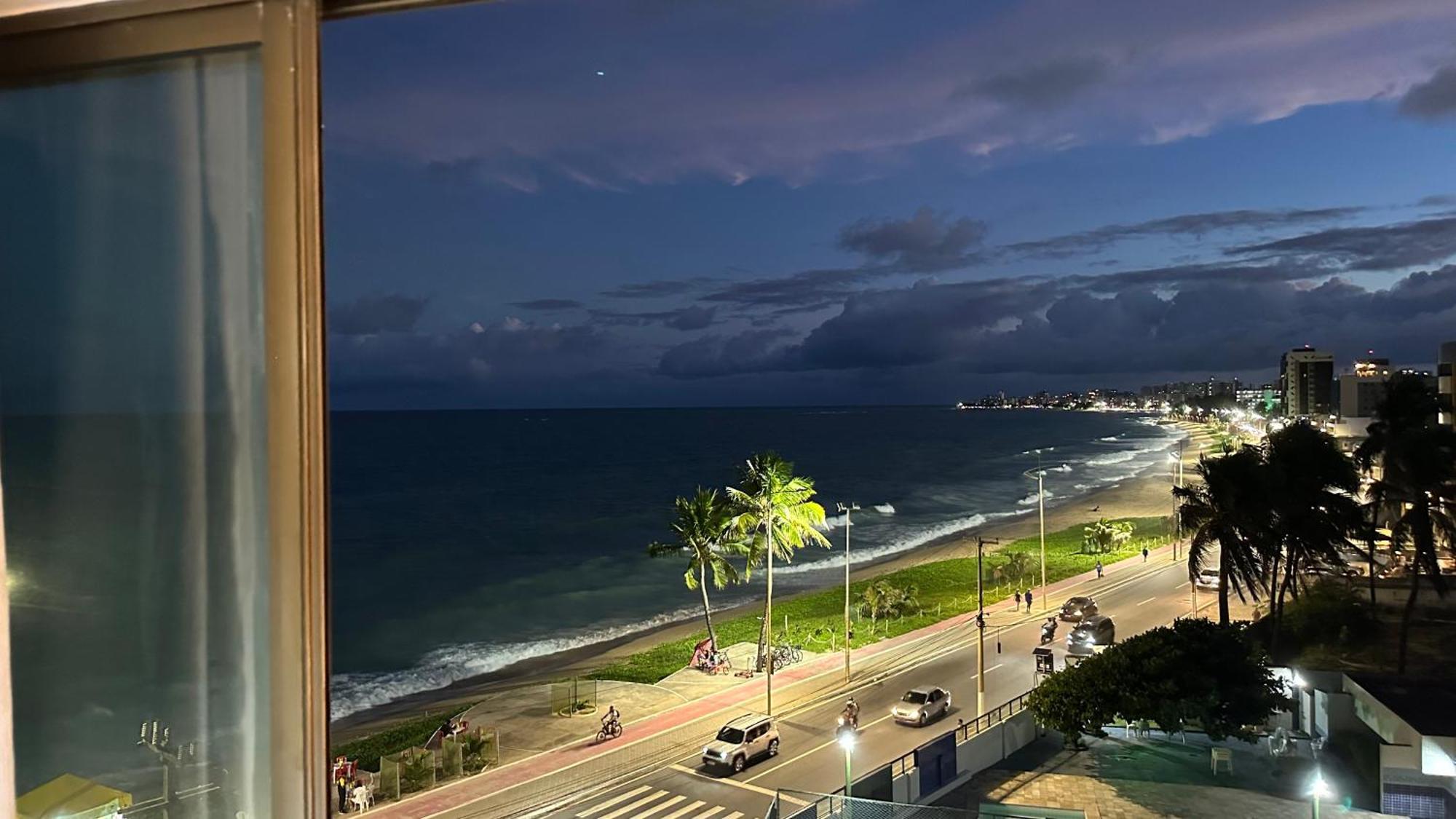 Ritz Suites: Beachfront Luxury with Ocean Views Maceio  Exterior photo